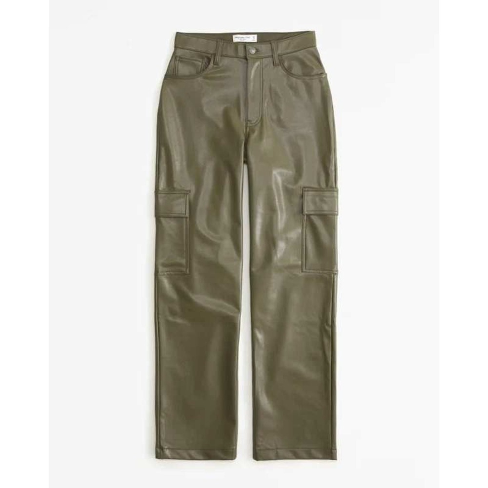 Abercrombie & Fitch Curve Love 90s Relaxed Vegan Leather Cargo Pants Size 27/4L